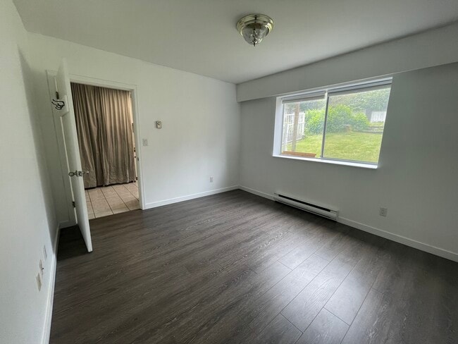 Photo - 1014 Dory St Unité Ground-level basement