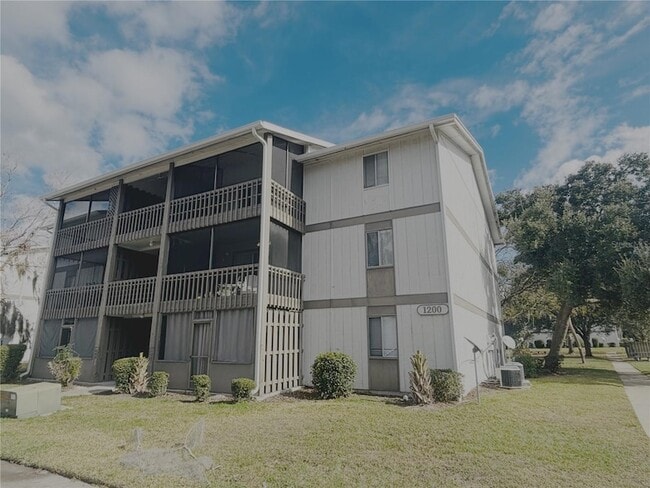 Photo - 6519 W Newberry Rd Unit 1209