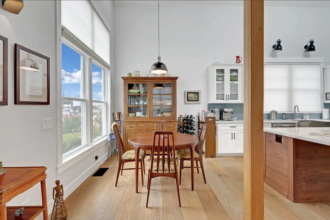 Photo - 532 S Branciforte Ave