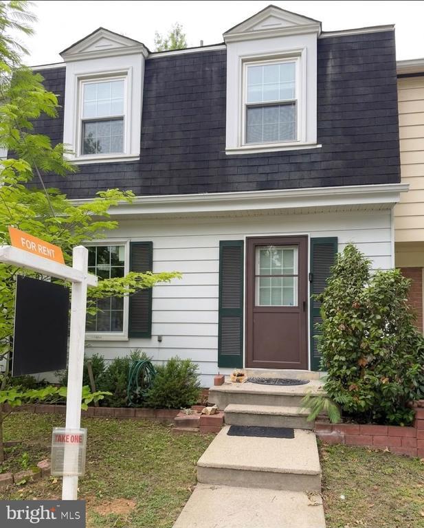 Photo - 4902 Van Walbeek Pl