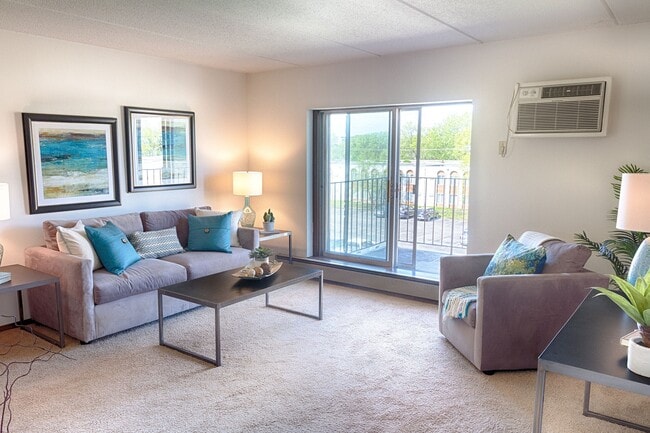 Photo - ReNew Knollwood
