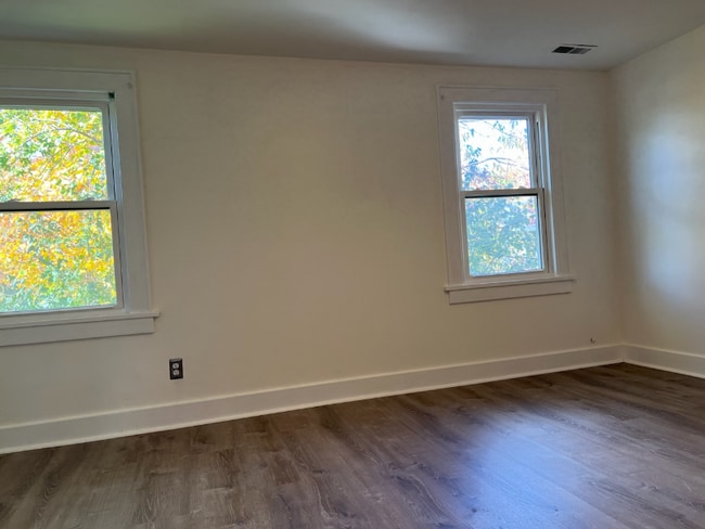 Photo - 1917 Hillside Ave