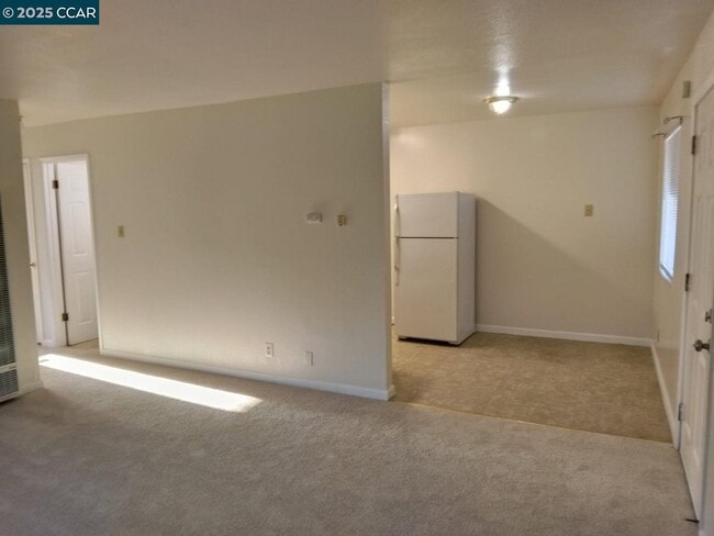 Photo - 2121 Stanton Ave