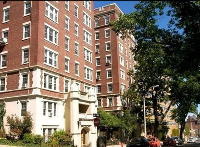 Photo - 1450 Beacon St Apartment