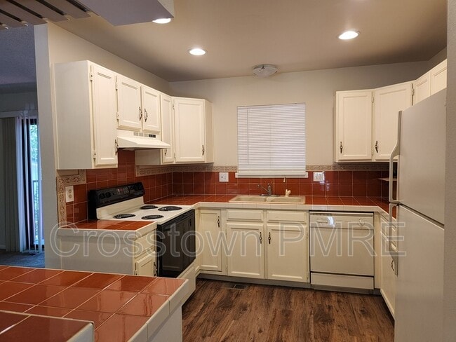 Photo - 4325 W 23rd St