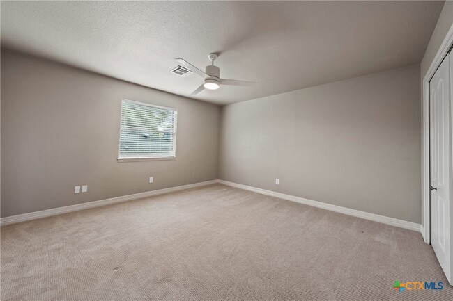 Building Photo - 4512 Sunflower Ln