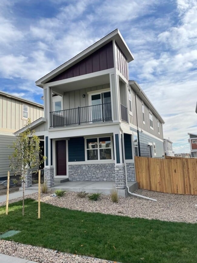 Building Photo - NEWER CONSTRUCTION 4 BEDROOM HOME LOCATED in the NOOK at Shilo Ranch