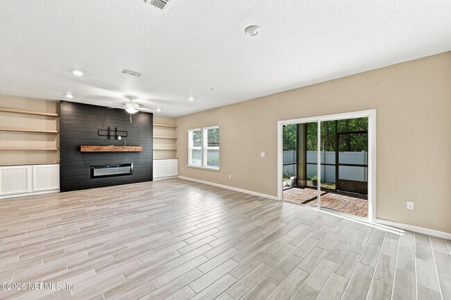 10206 Nala Ln