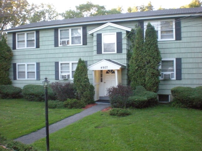 Fachada del edificio - 4907 Grolier Rd Unidad 4