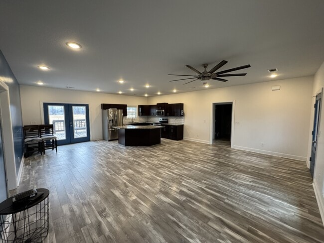 Photo - Coleman House