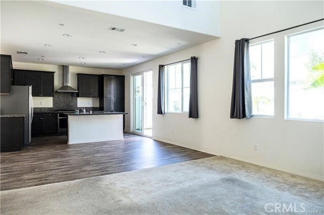 Photo - 16458 Globetrotter Ave