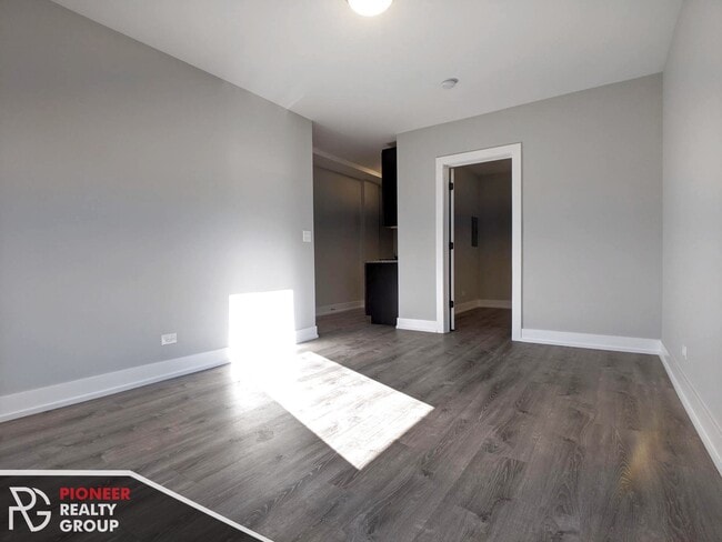 Photo - 709 W Brompton Ave Unit 701-05