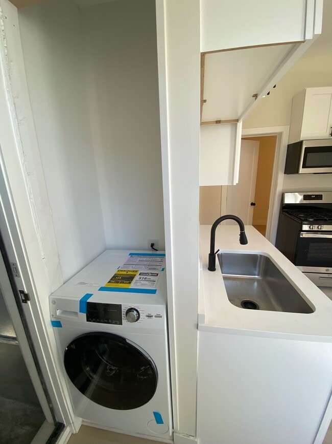 Photo - 1322 W Ohio St Unit 1R