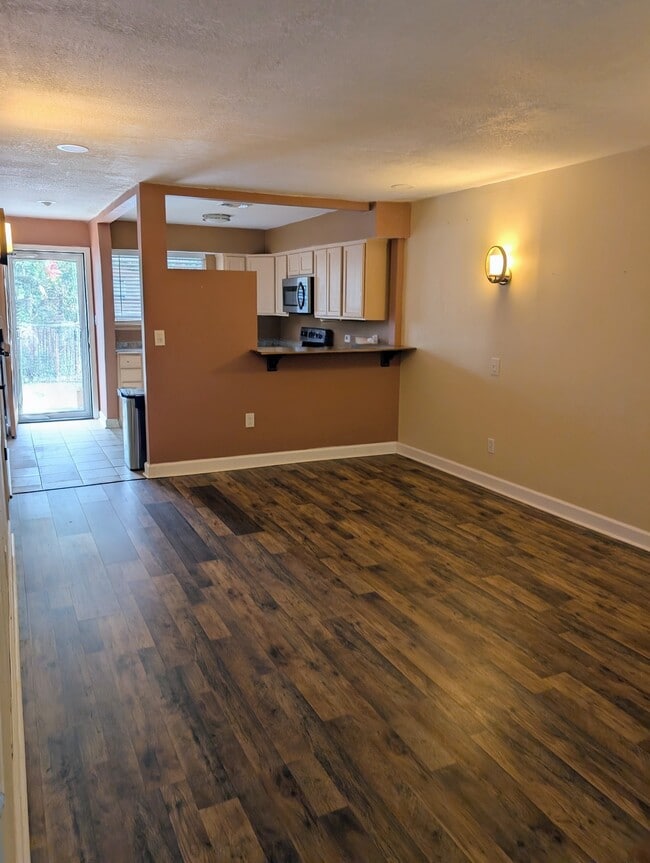 Photo - 1200 Bretta St Unit 31