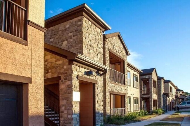 Photo - 2 bedroom in Austin TX 78738 Unit 2018