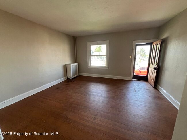 Photo - 1131 W Locust St