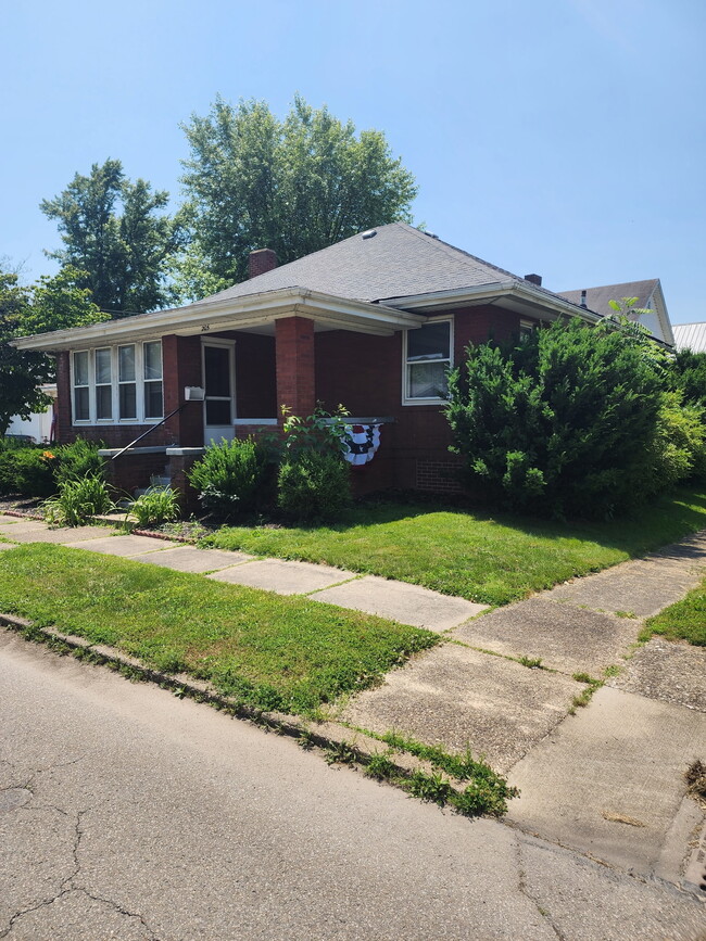 Photo - 205 S 15th St