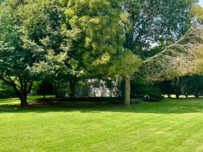 Photo - 17N750 Galligan Rd
