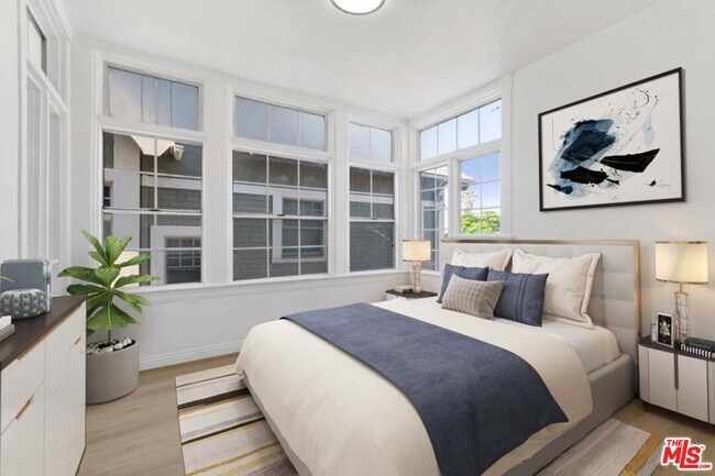 1125 S Lake St Unit 2