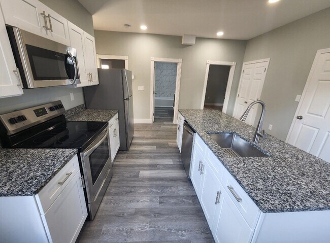 Photo - 91 E Ashland St Unit 1