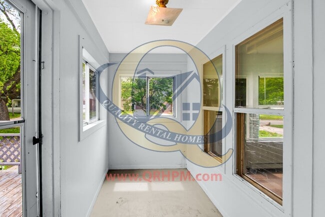 Photo - Available Now! 2 beds with Garage!