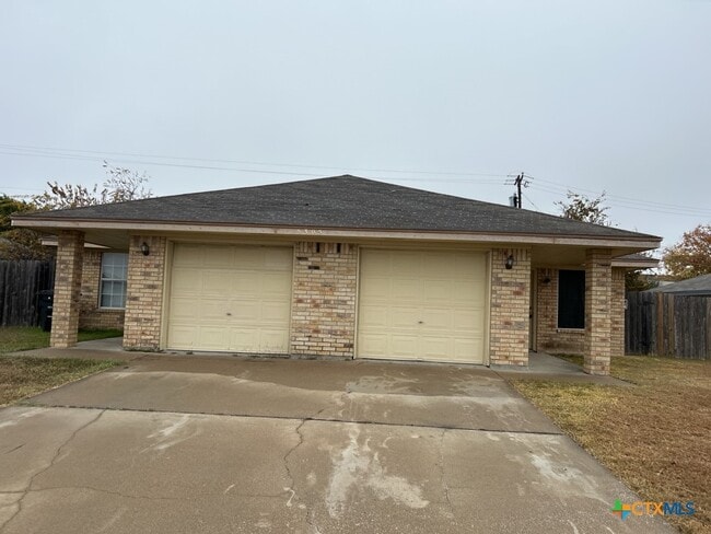 Building Photo - 5305 Morning Glen Ln