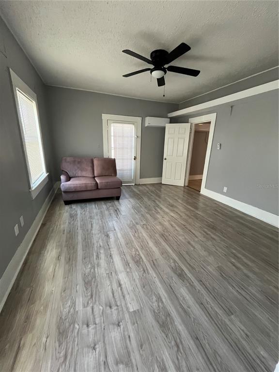 Photo - 1907 N Morgan St Unidad C