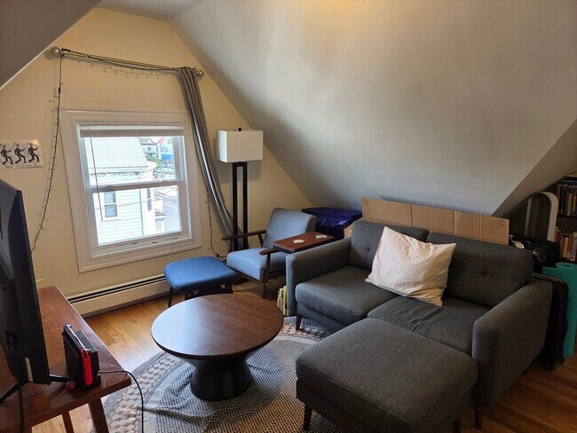 Photo - 27 Medford St Unit 3