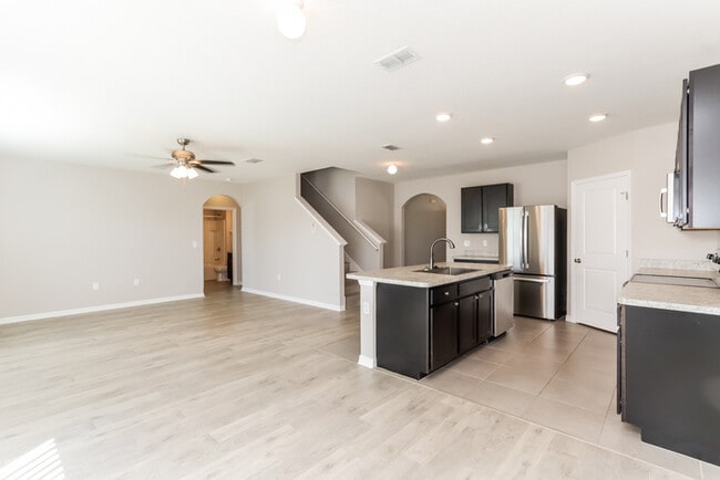 Photo - 3221 S Northview Rd House