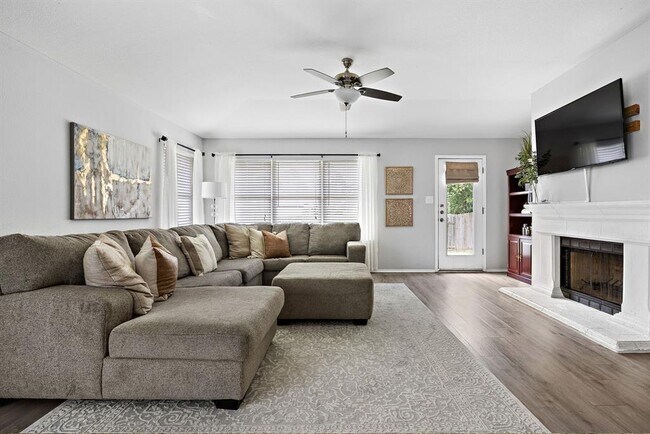 Photo - 1202 Highland Dr