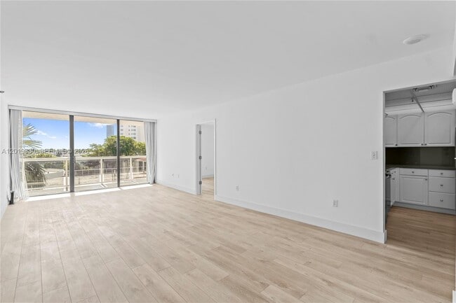 Photo - 20505 E Country Club Dr Unit 434