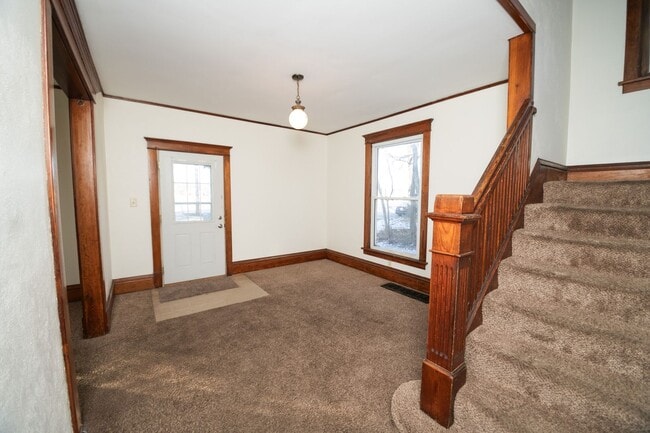 Photo - 4 bedroom / 1.5 bath home for rent in Valparaiso