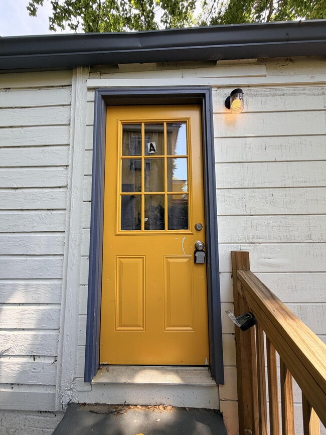 10 Rockmart Dr NW