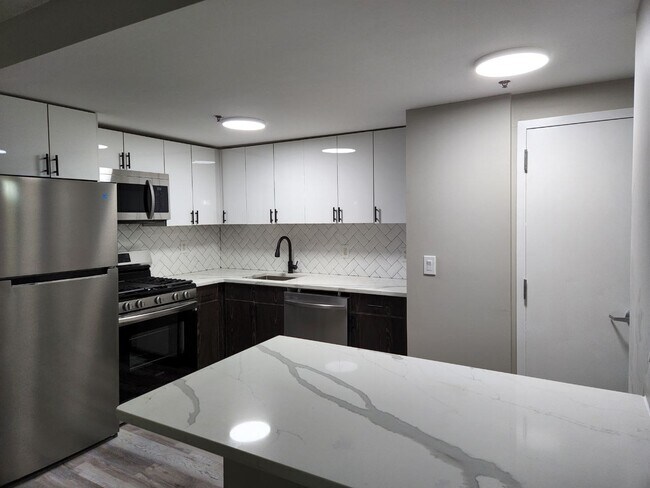 Photo - Discover an enticing retreat in the heart of Bayonne, NJ.