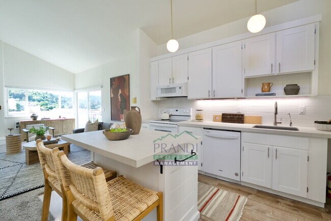 Photo - 505 Larkspur Plaza Dr Unit #4
