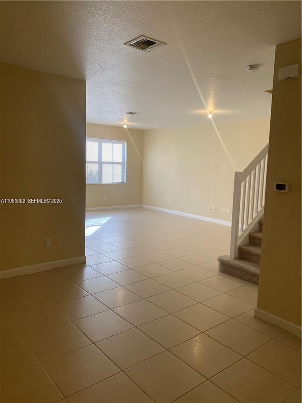 Photo - 9614 Waterview Way