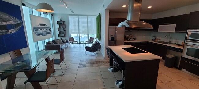 Photo - 7928 East Dr Unit 501