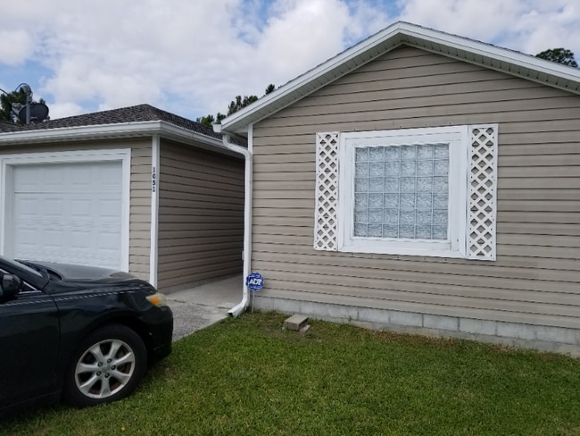 Photo - 1051 N St Johns St