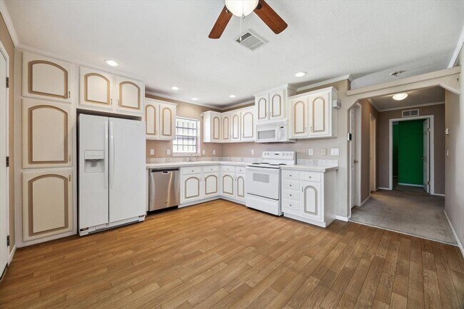 Photo - 10126 Summerberry Ln