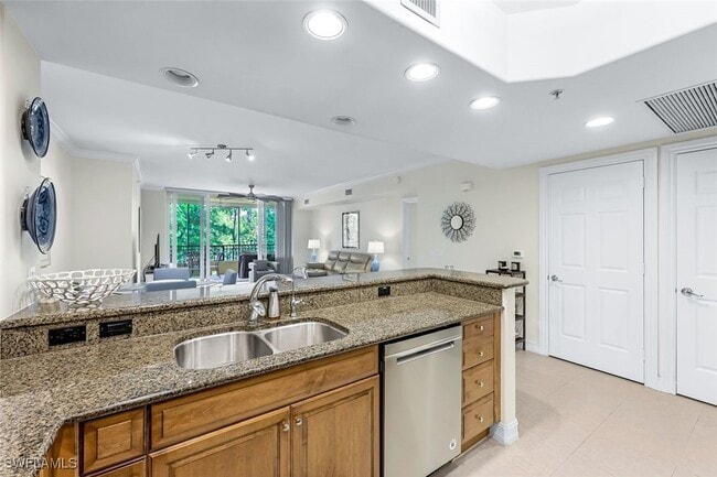 Photo - 2728 Tiburon Blvd E Unit A204