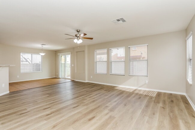 Photo - 6809 S Parliament Dr