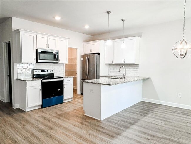 Photo - 3/2.5 Townhome in Great Lula location