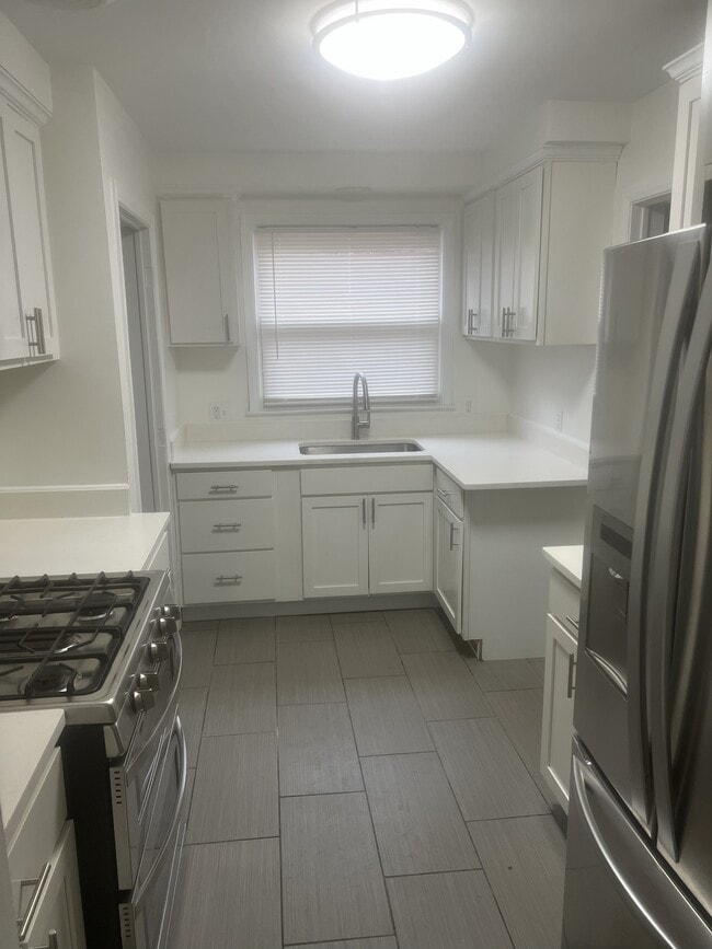 Photo - 19306 Cooley St