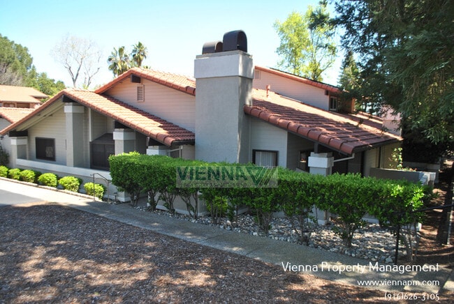 Building Photo - 4710 El Cid Ct