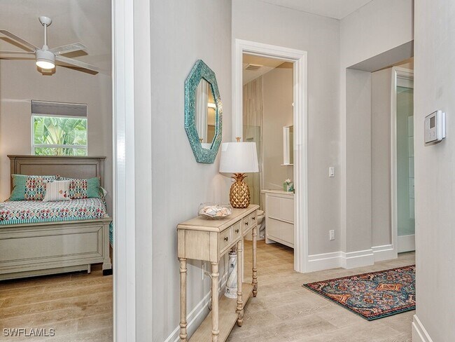 Photo - 712 108th Ave N