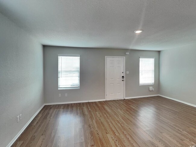 Photo - 5442 Verdugos Pl