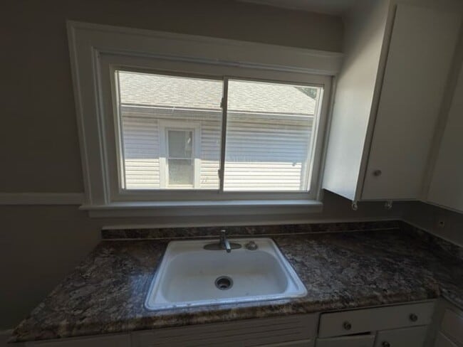 Photo - 15702 Cherrylawn St Unit Upper