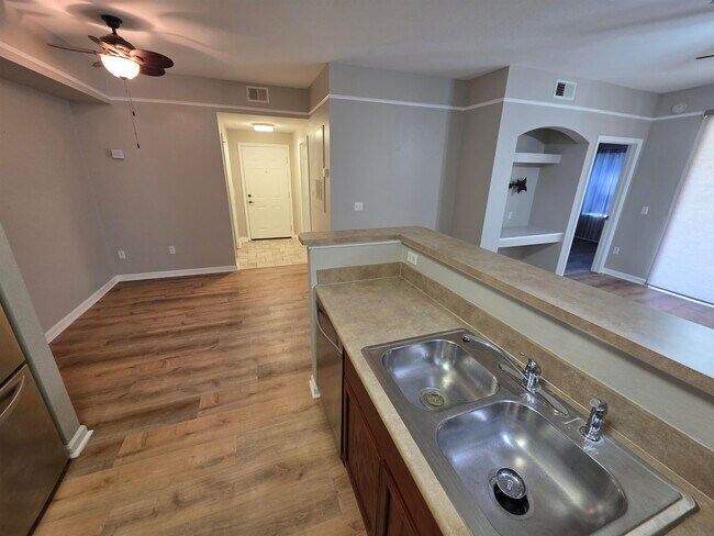 Photo - 2801 Chancellorsville Dr Unit 314