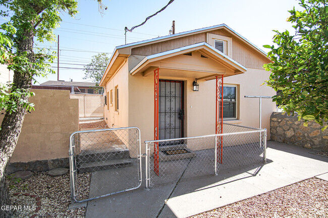 Building Photo - 6155 Cleveland Ave Rental