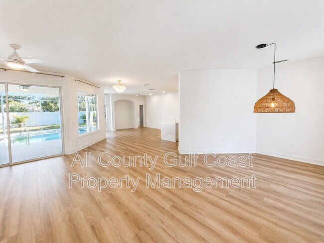 Photo - 11318 Pine Lilly Pl